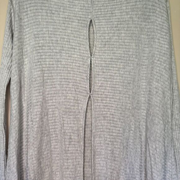 WE THE FREE PEOPLE women's size medium M Lover Split back ribbed oversized top - Picture 12 of 14